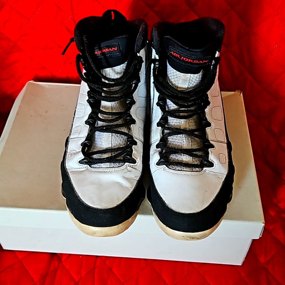 Sneaker